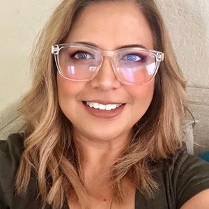 Meet your Posher, Maria